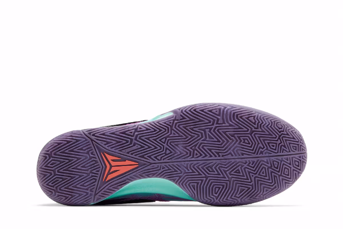 Nike Ja 1 Christmas, view 5
