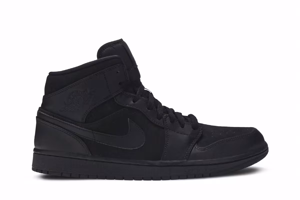 Air Jordan 1 Mid Triple Black, view 2