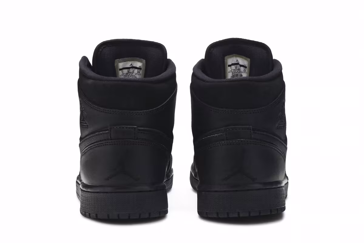 Air Jordan 1 Mid Triple Black, view 7