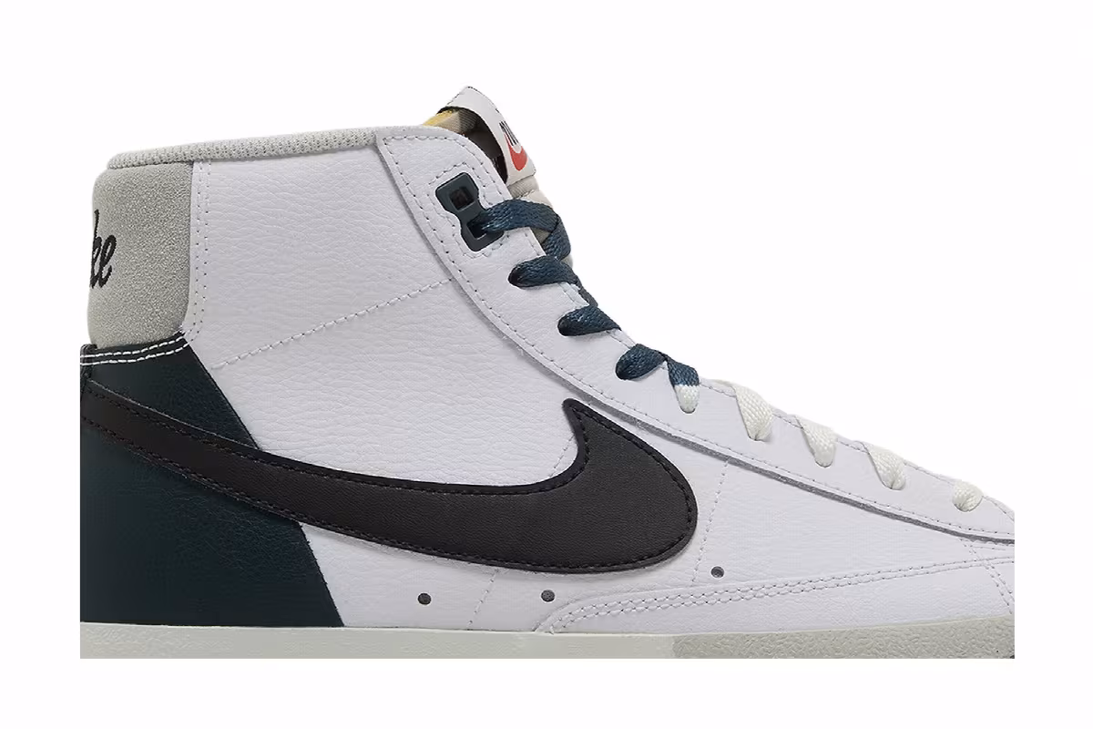 Nike Blazer Mid Remix, view 3
