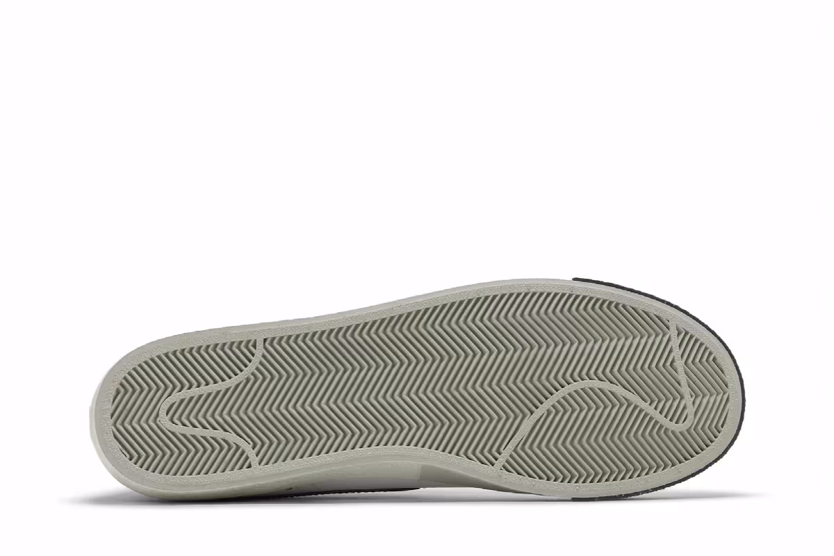 Nike Blazer Mid Remix, view 5