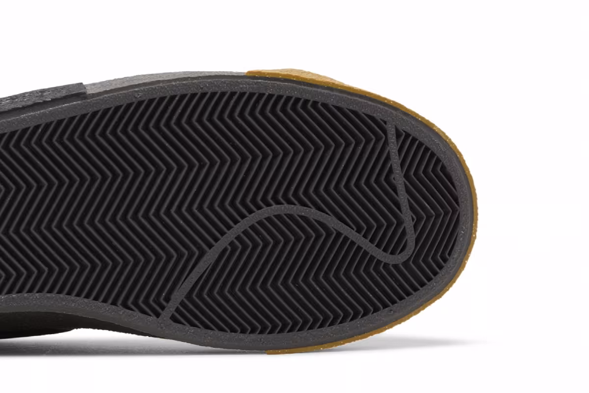 Nike Blazer Mid Pro Club Remastered - Black Bronzine, view 6