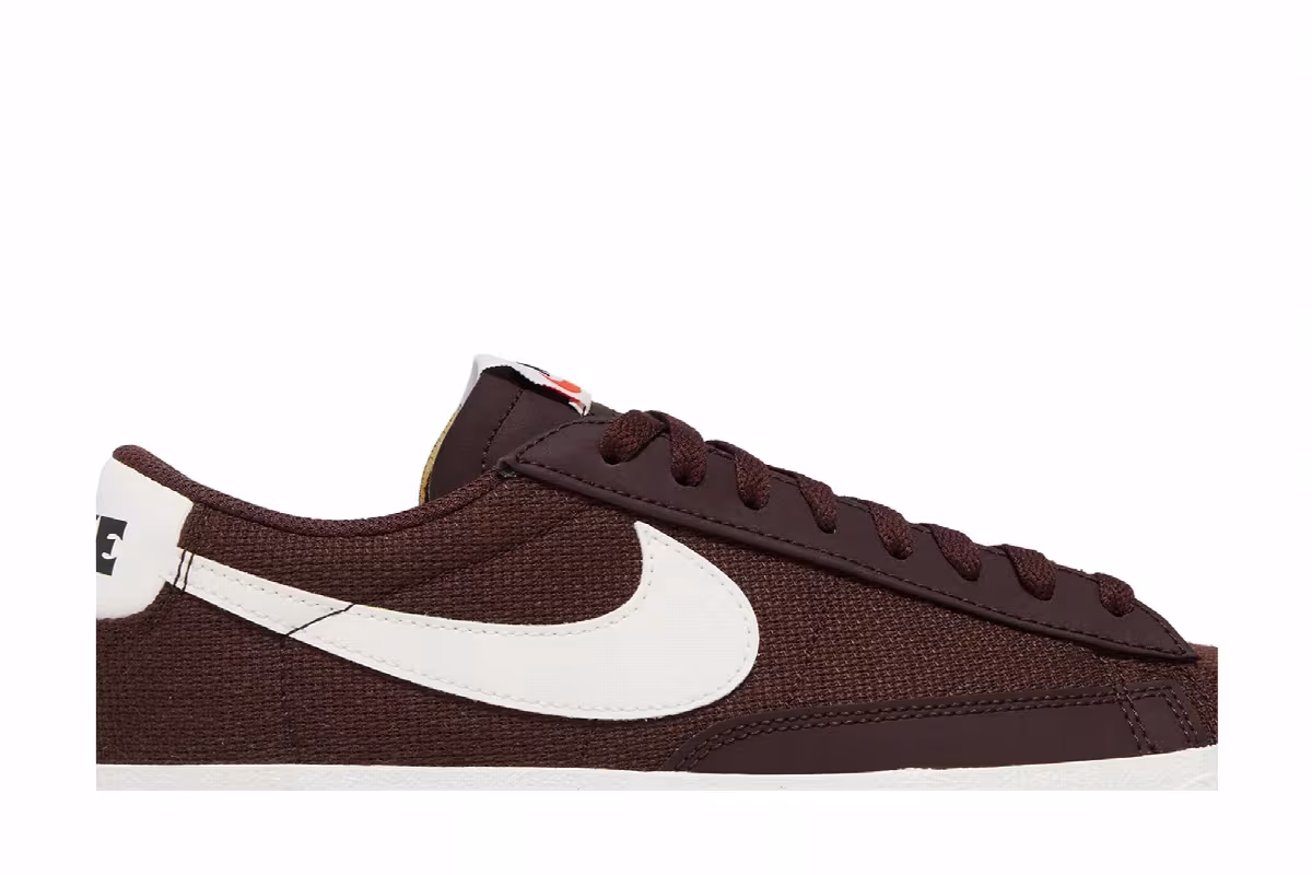 Nike Blazer Low Earth, view 3
