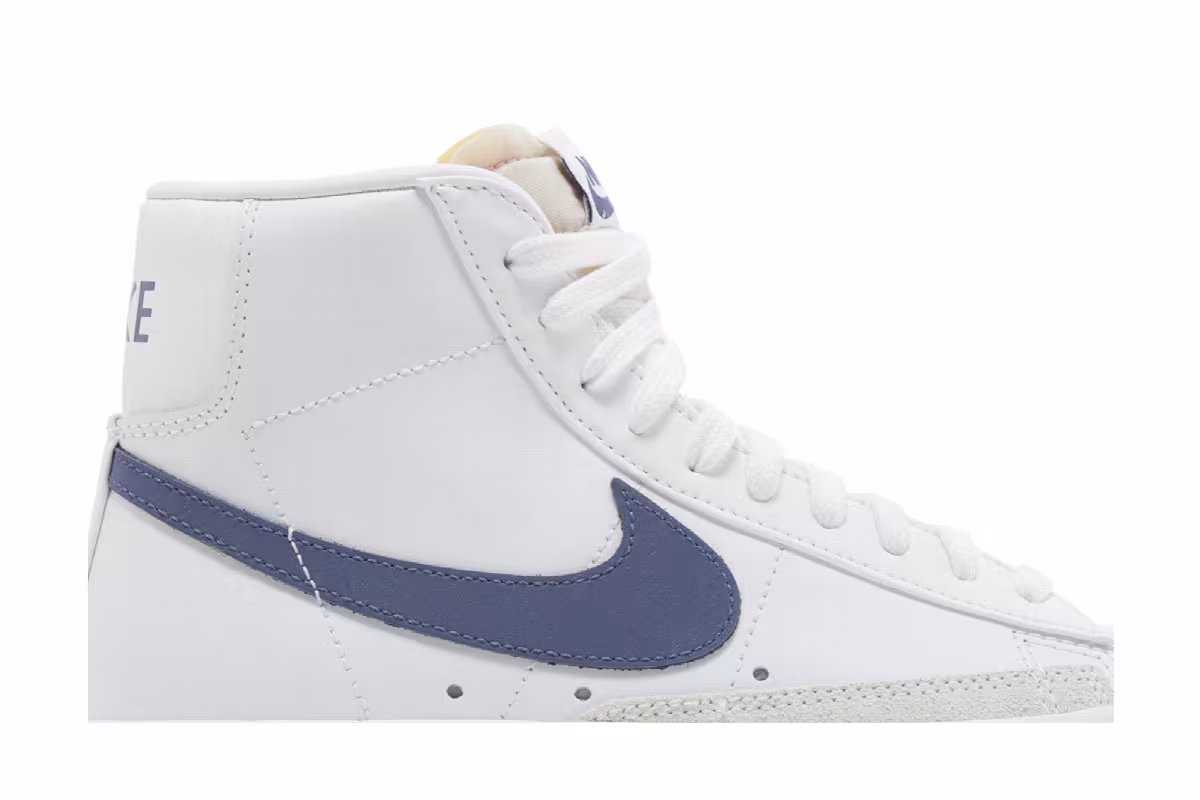 Nike Women's Blazer Mid White Diffused Blue, view 3