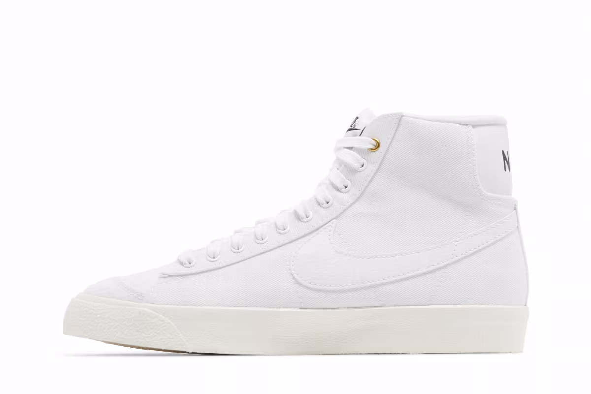 Nike Women's Blazer Mid White, view 4