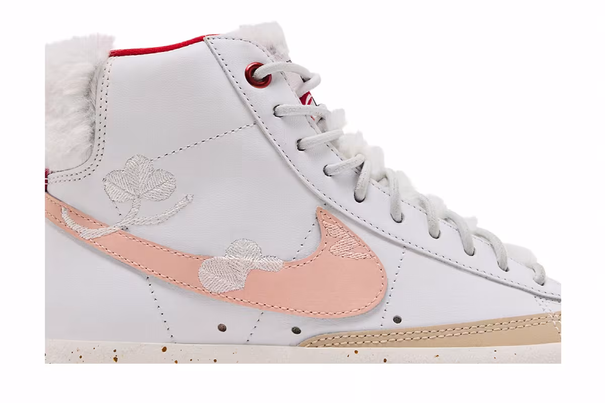 Nike Women's Blazer Mid Premium Leap High, view 3