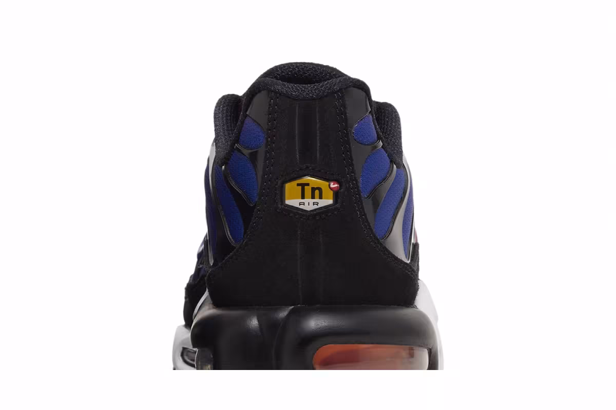 Patta x FC Barcelona x Nike Air Max Plus Culers del Món, view 8
