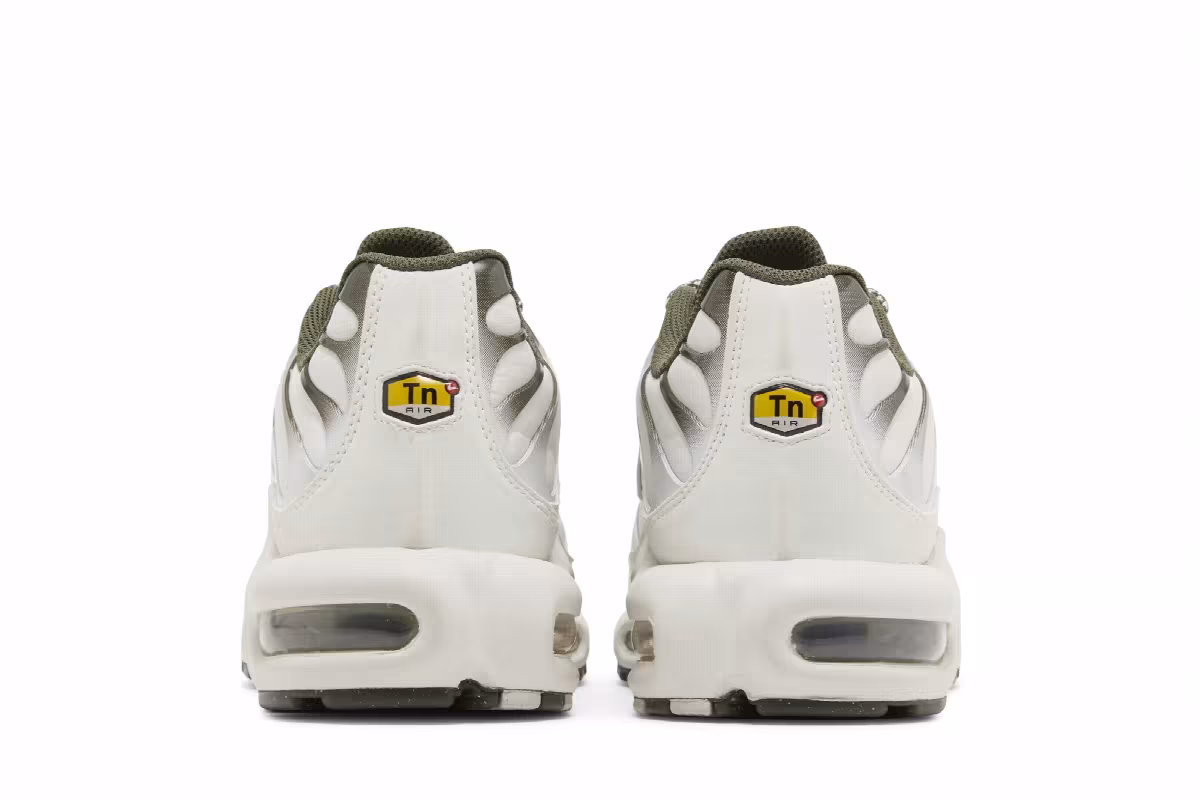 Nike Air Max Plus Phantom Neutral Olive, view 7