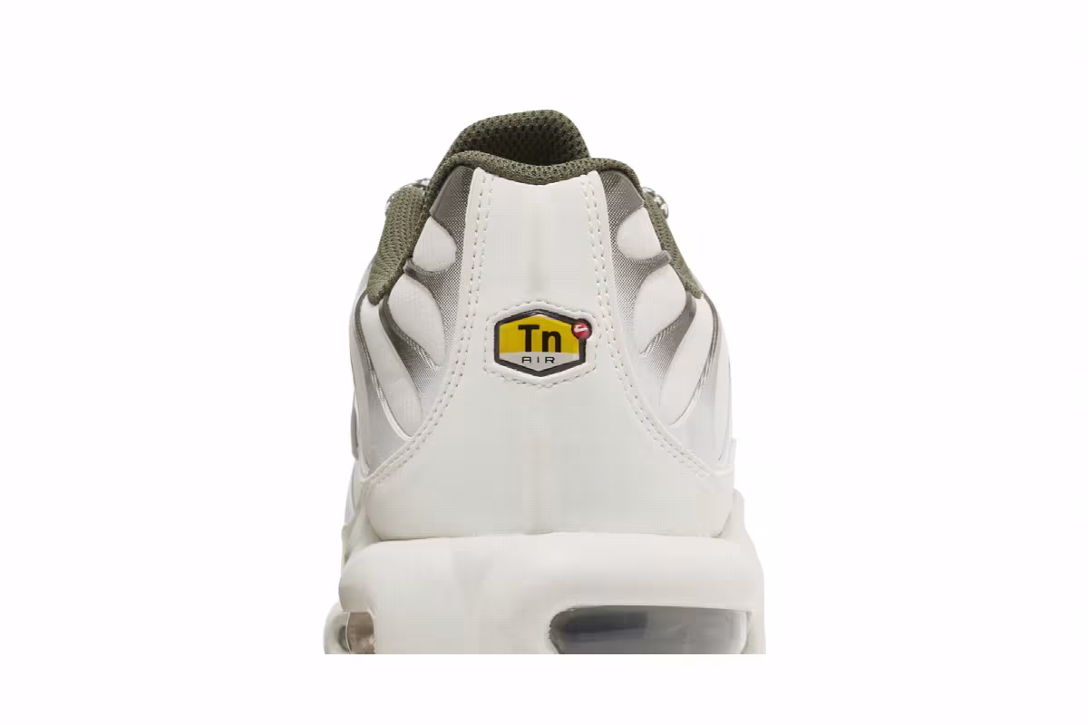 Nike Air Max Plus Phantom Neutral Olive, view 8