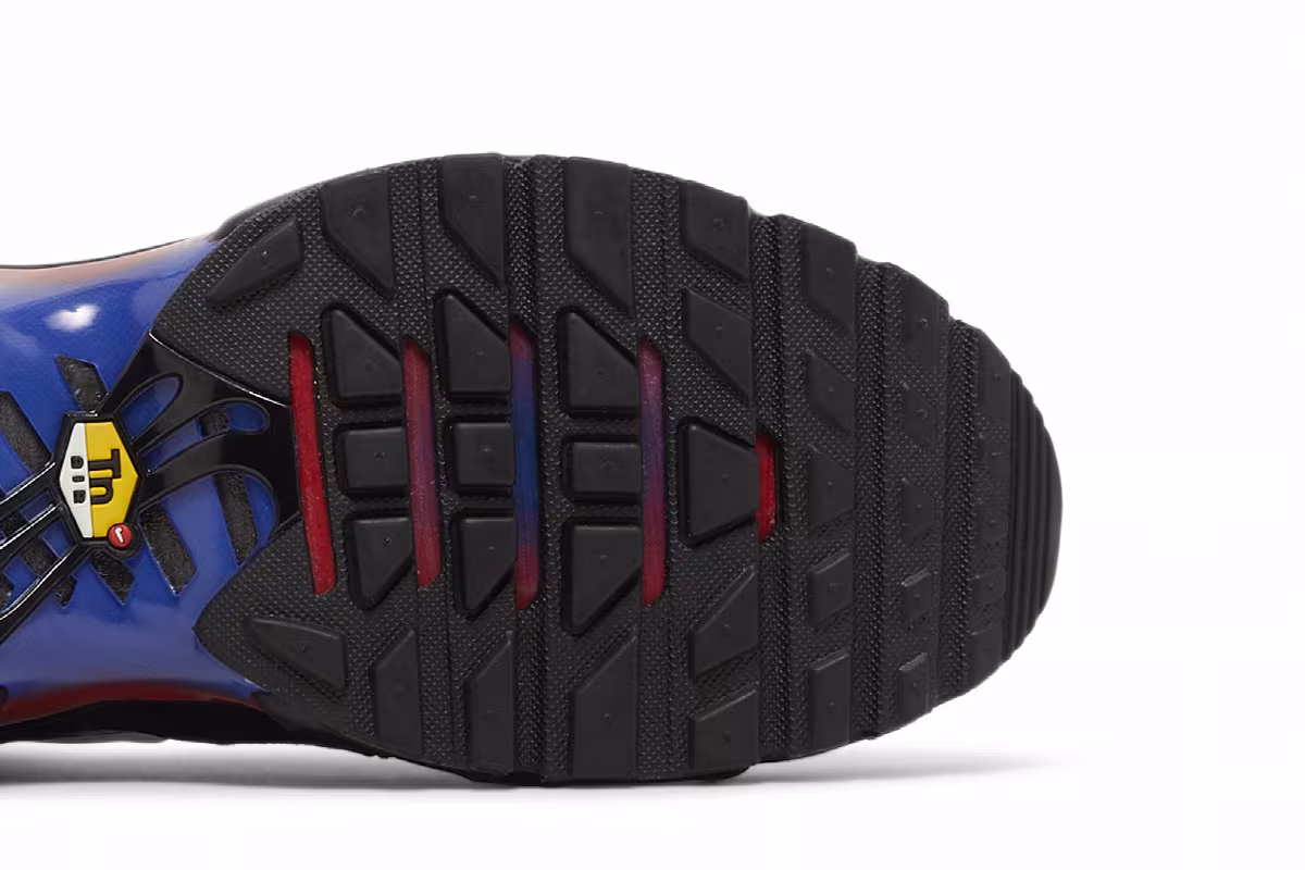 Nike Air Max Plus Spider-Man, view 6