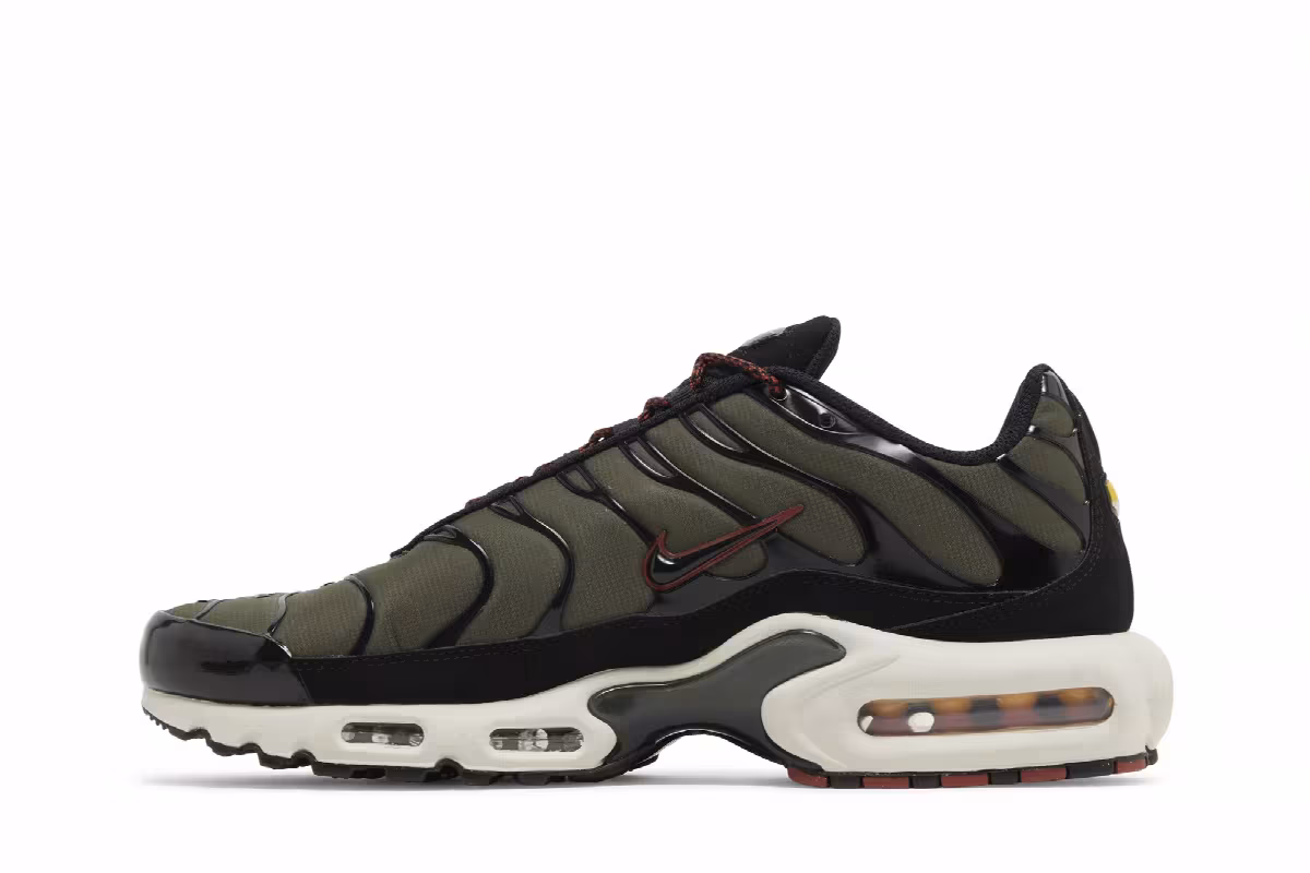 Nike Air Max Plus Black Cargo Khaki, view 4
