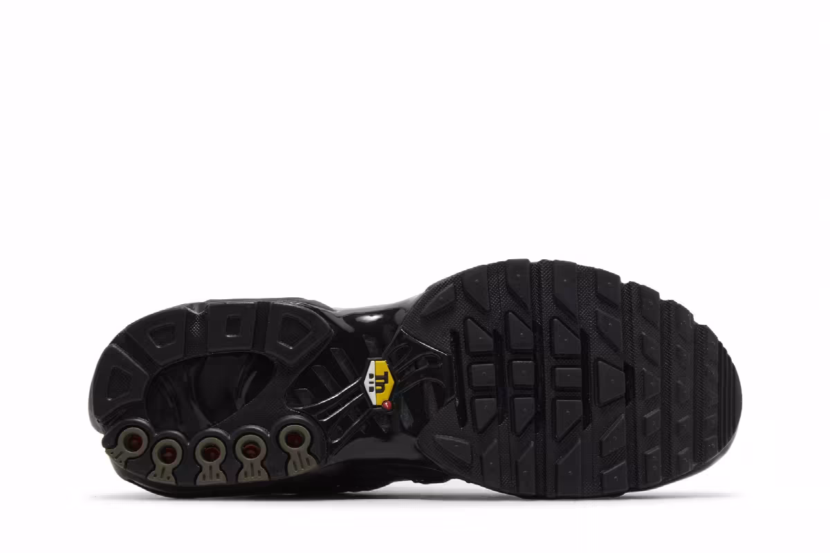 Nike Air Max Plus Utility Medium Olive, view 5
