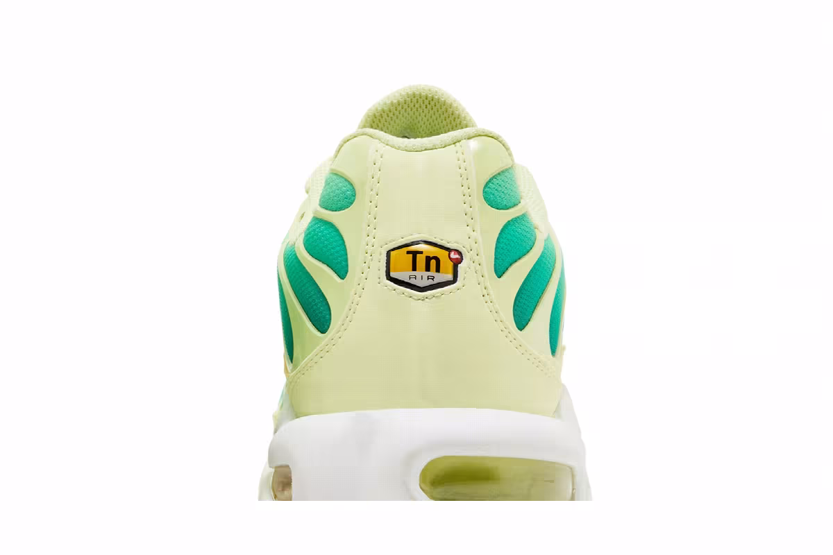 Nike Women's Air Max Plus Lemon Lime, view 8