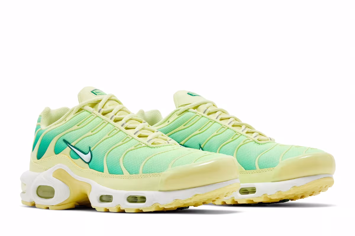 Nike Women's Air Max Plus Lemon Lime, view 9