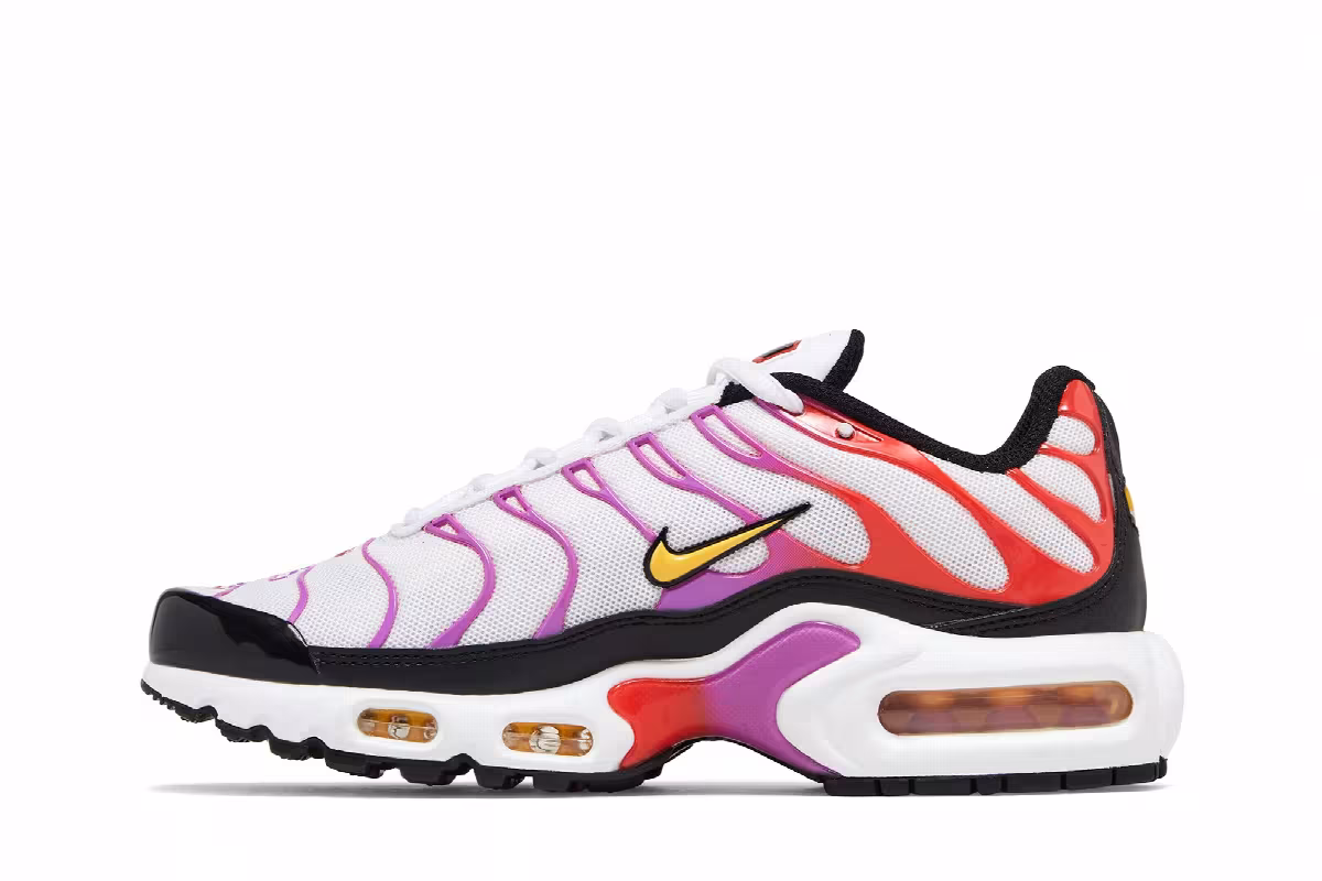 Nike Women's Air Max Plus Fuchsia Picante Gradient, view 4