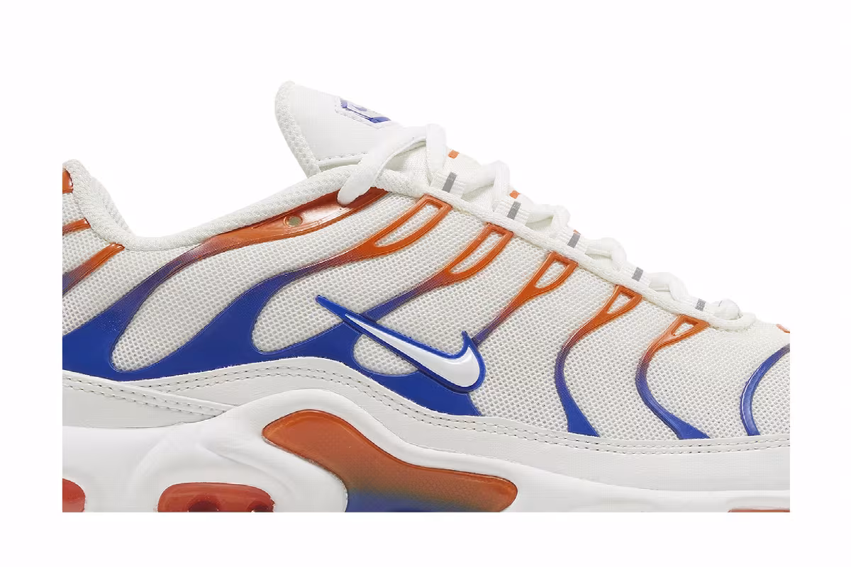 Nike Women's Air Max Plus Knicks, view 3