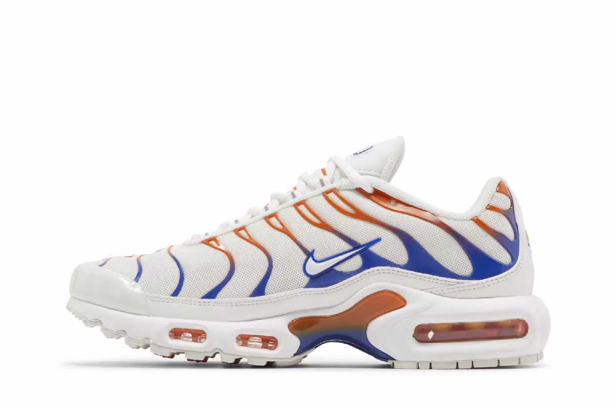 Nike Women's Air Max Plus Knicks, view 4