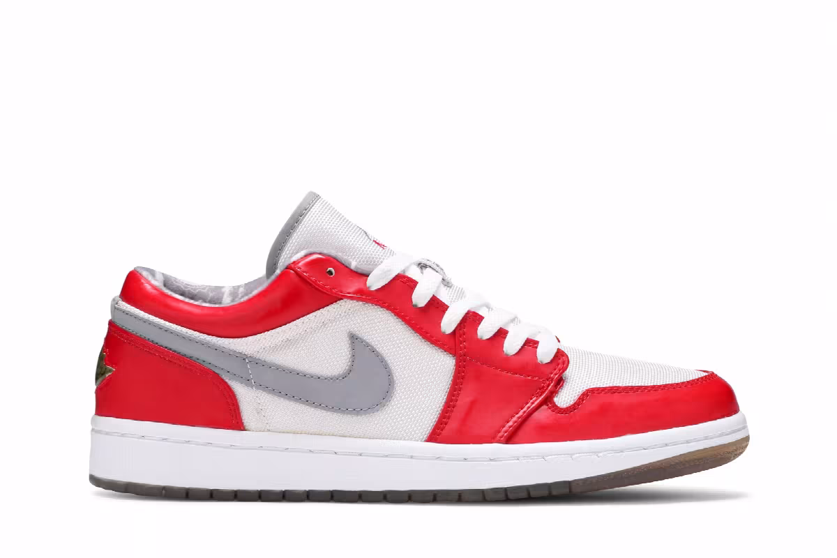 Air Jordan 1 Low South Side, view 2