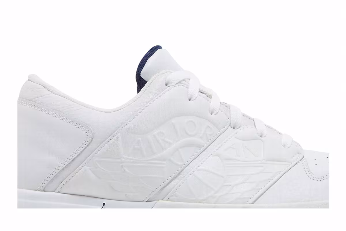 Air Jordan 1 Nu Low White Midnight Navy, view 3