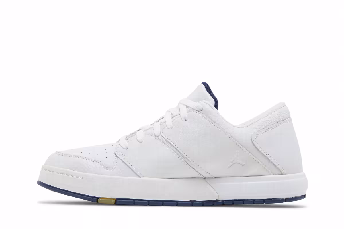 Air Jordan 1 Nu Low White Midnight Navy, view 4