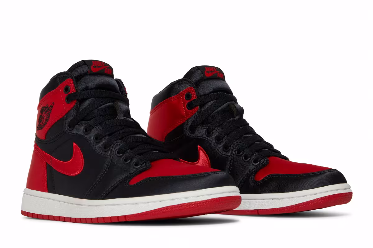 Air Jordan 1 High OG SE Satin Banned, view 9