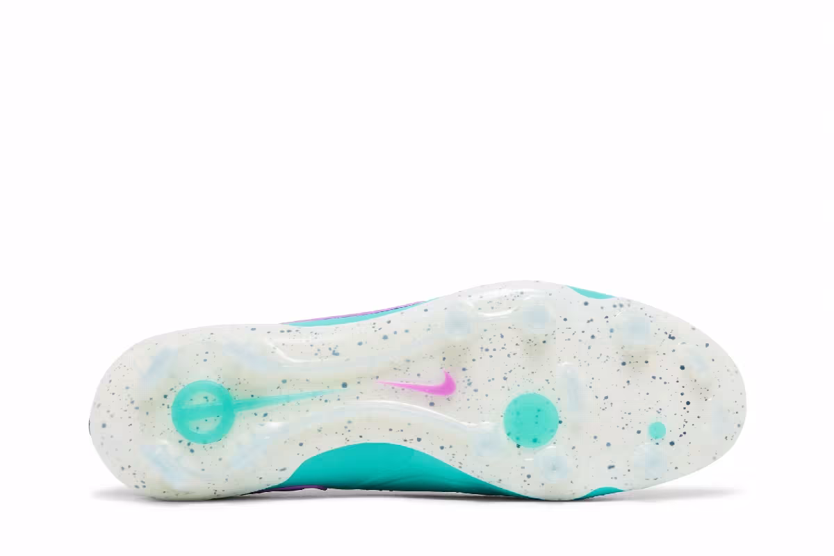 Nike Tiempo Legend 10 Elite FG Peak Ready Pack, view 5