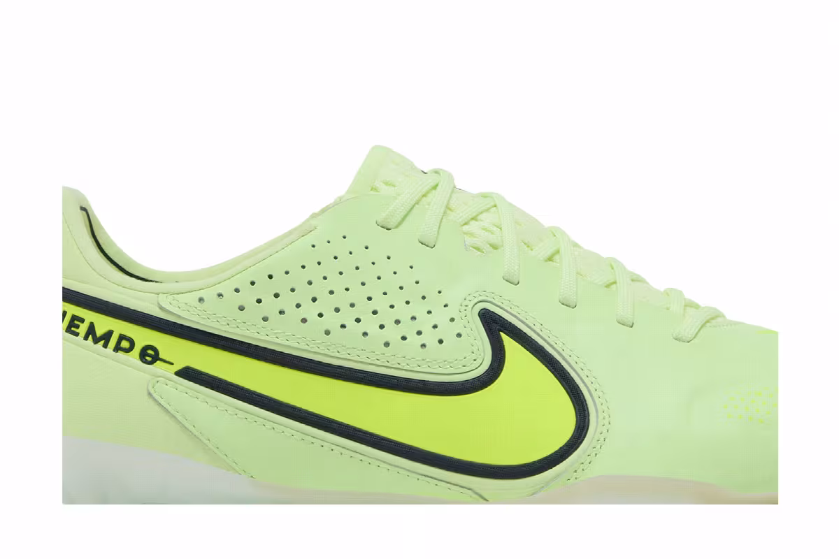 Nike Tiempo Legend 9 Elite FG Pro Luminious Pack, view 3