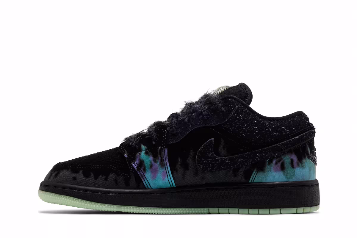 Air Jordan 1 Low GS Fortune Fly, view 4