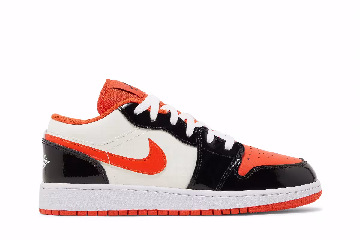Air Jordan 1 Low SE GS Halloween, view 2