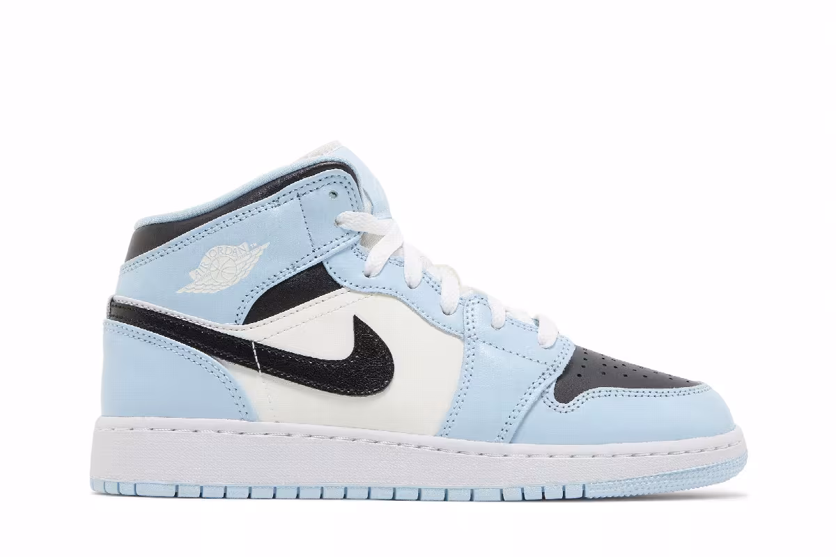 Air Jordan 1 Mid GS Ice Blue, view 2