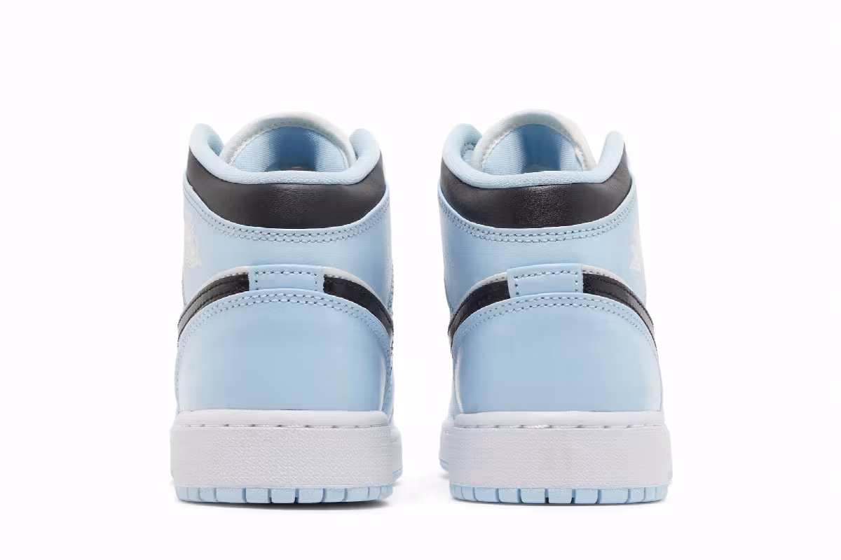 Air Jordan 1 Mid GS Ice Blue, view 7