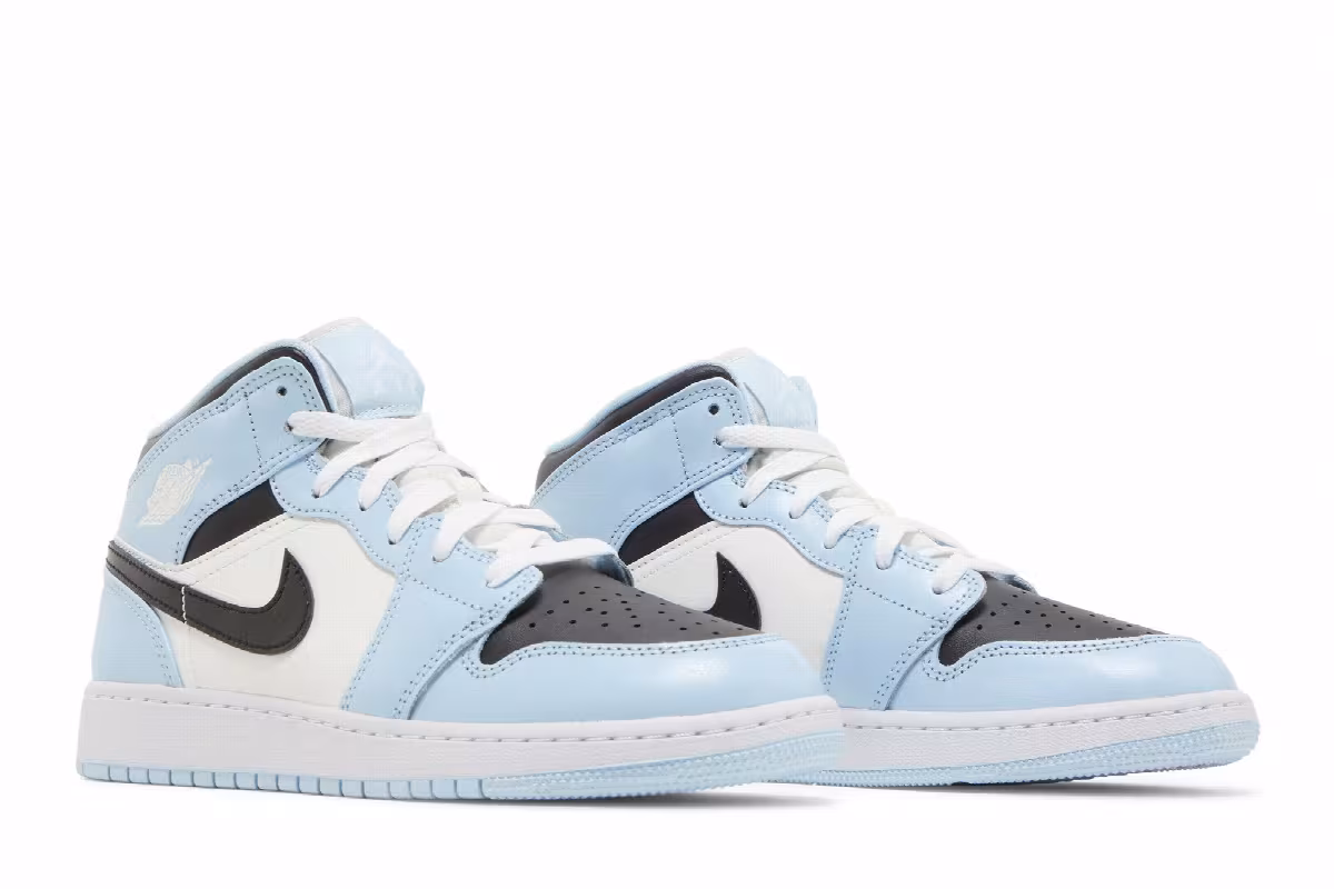 Air Jordan 1 Mid GS Ice Blue, view 9