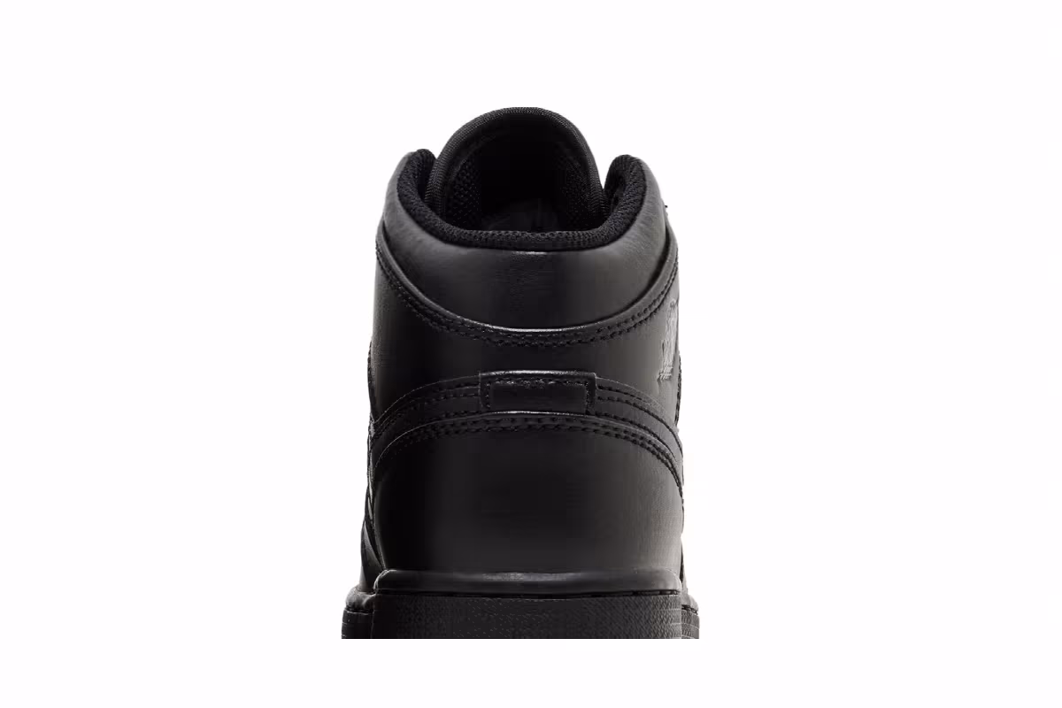 Air Jordan 1 Mid GS Triple Black 2022, view 8