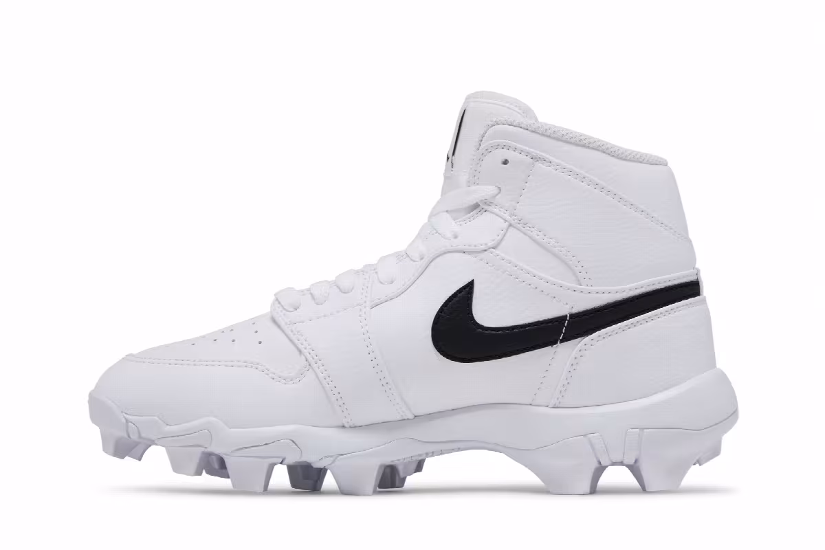 Air Jordan 1 Mid Cleat GS White Black, view 4