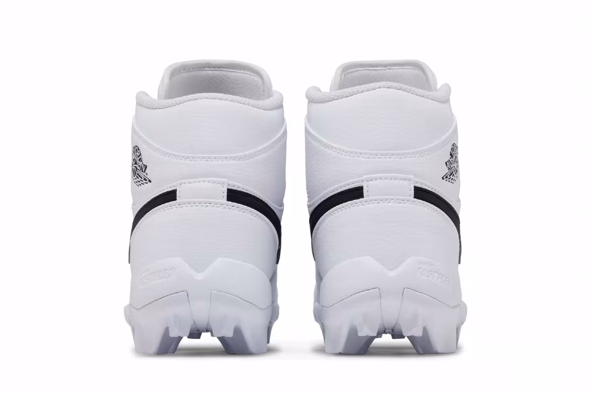 Air Jordan 1 Mid Cleat GS White Black, view 7