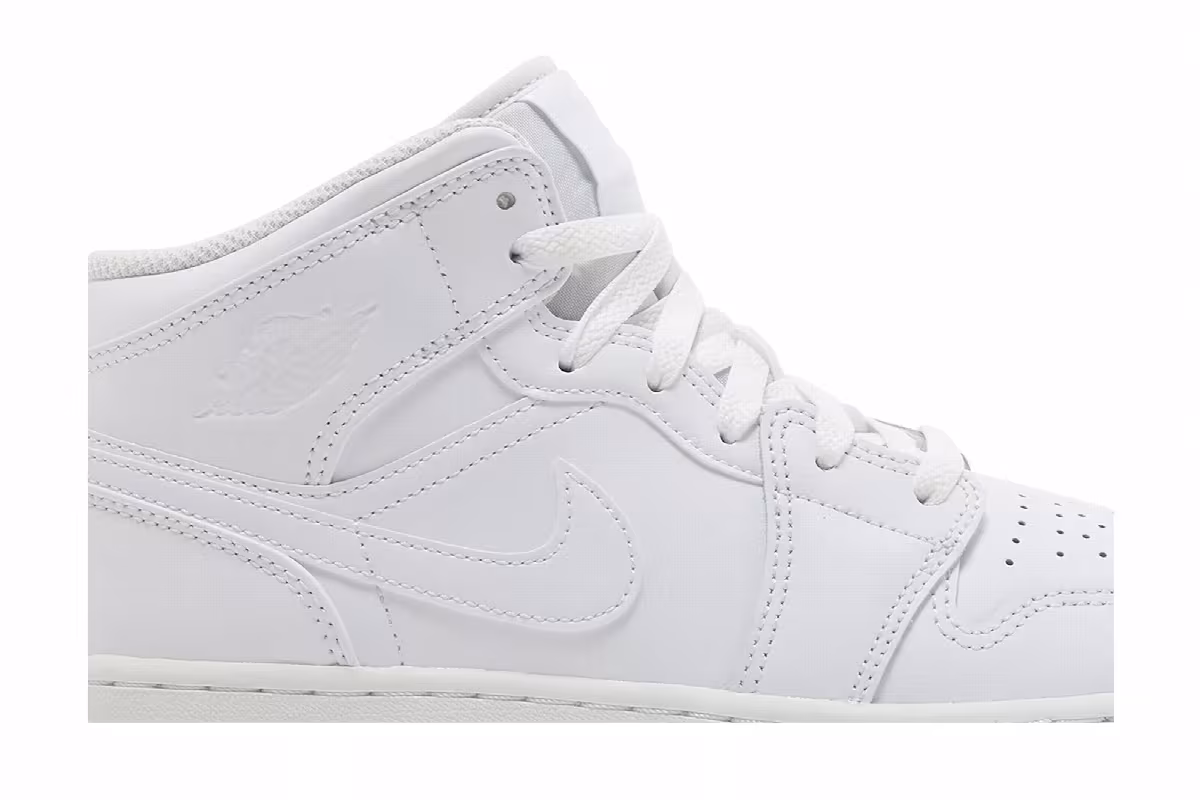 Air Jordan 1 Mid GS Triple White 2023, view 3