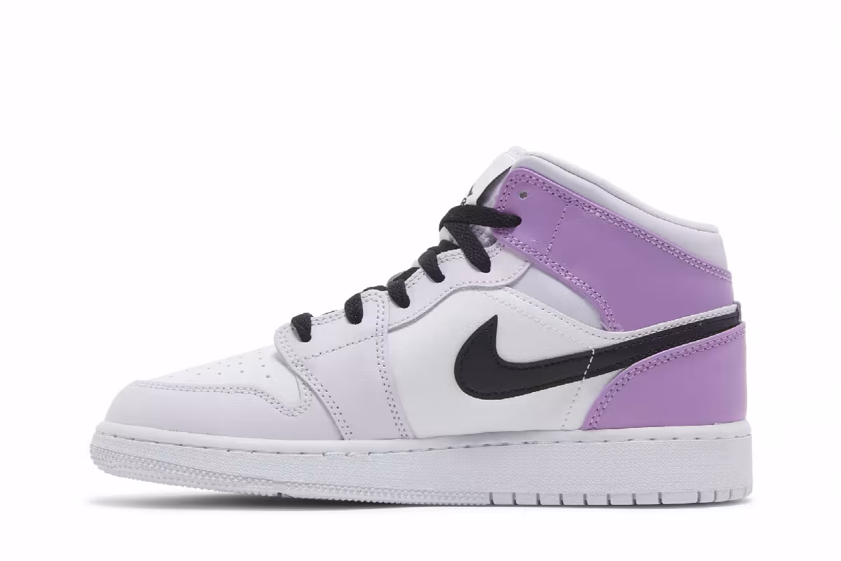 Air Jordan 1 Mid GS Barely Grape, view 4