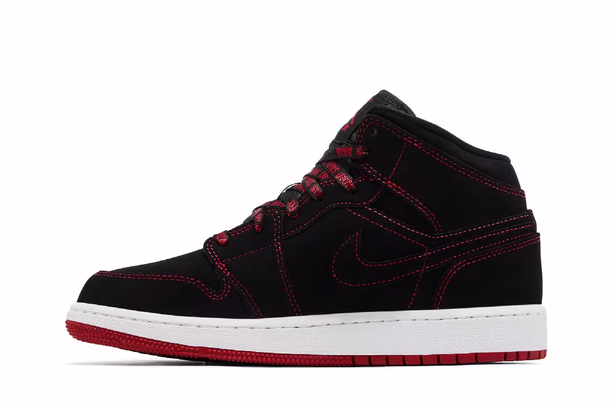 Air Jordan 1 Mid SE GS Fearless, view 4