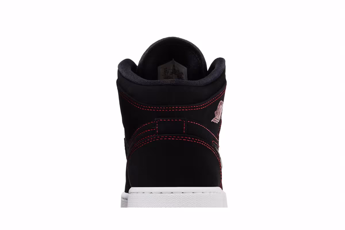 Air Jordan 1 Mid SE GS Fearless, view 8