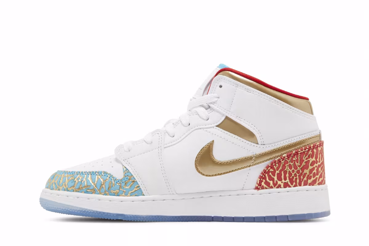 Air Jordan 1 Mid GS NC to Chi, view 4
