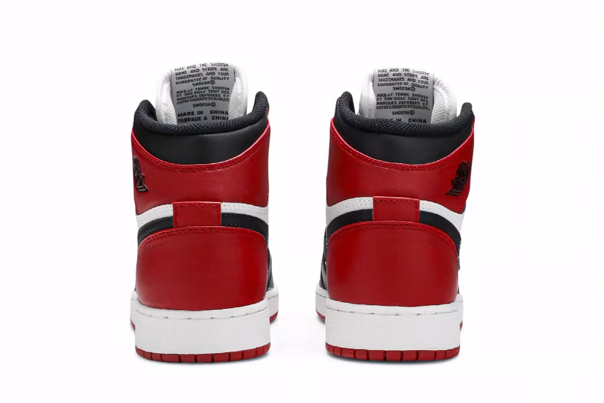 Air Jordan 1 High OG GS Black Toe 2013, view 7