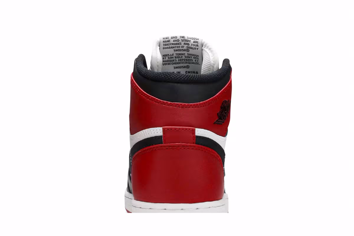 Air Jordan 1 High OG GS Black Toe 2013, view 8