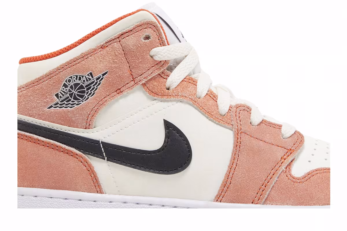 Air Jordan 1 Mid SE GS Orange Suede, view 3