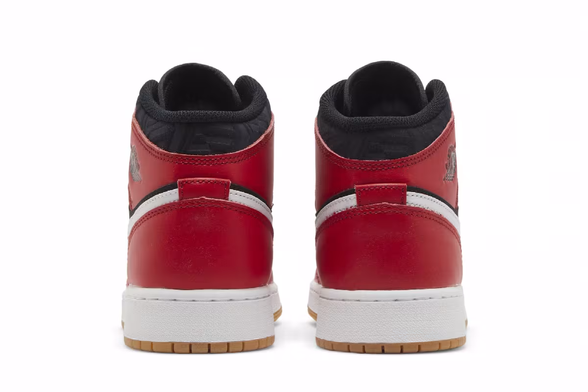 Air Jordan 1 Mid SE GS Christmas, view 7