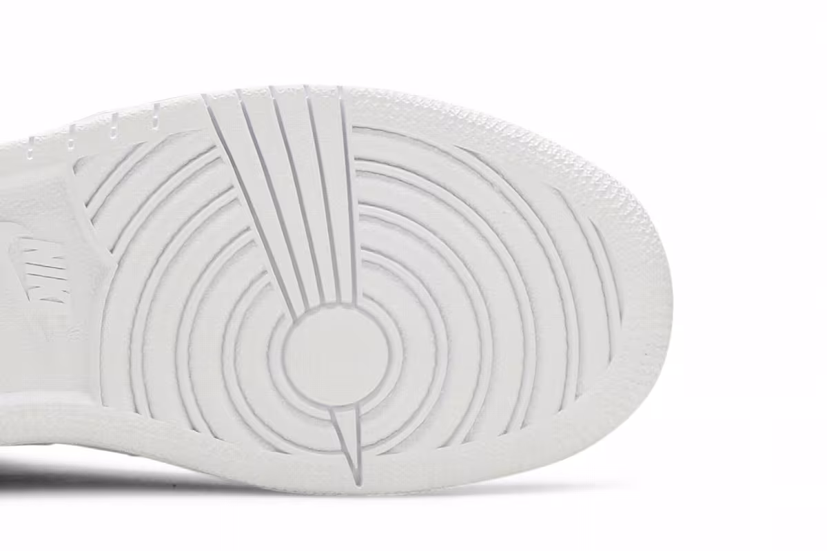 Air Jordan 1 Mid GS White Pure Platinum, view 6