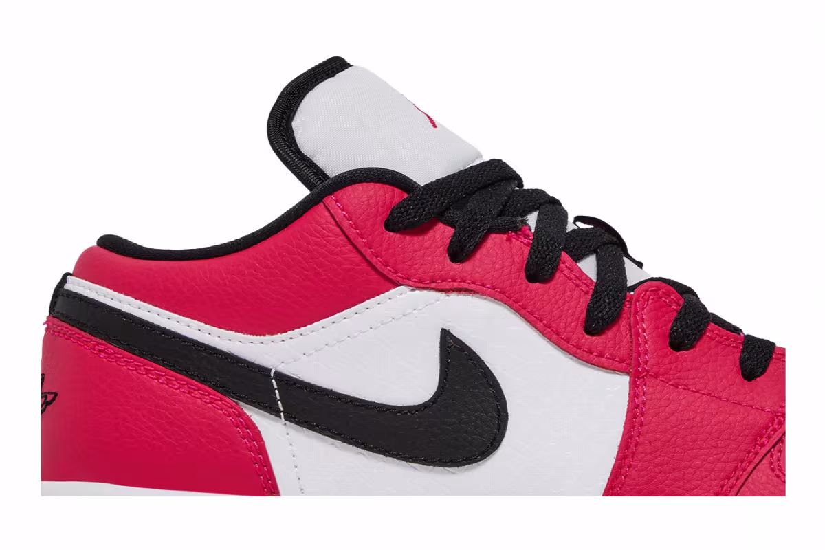 Air Jordan 1 Low GS Rush Pink, view 3