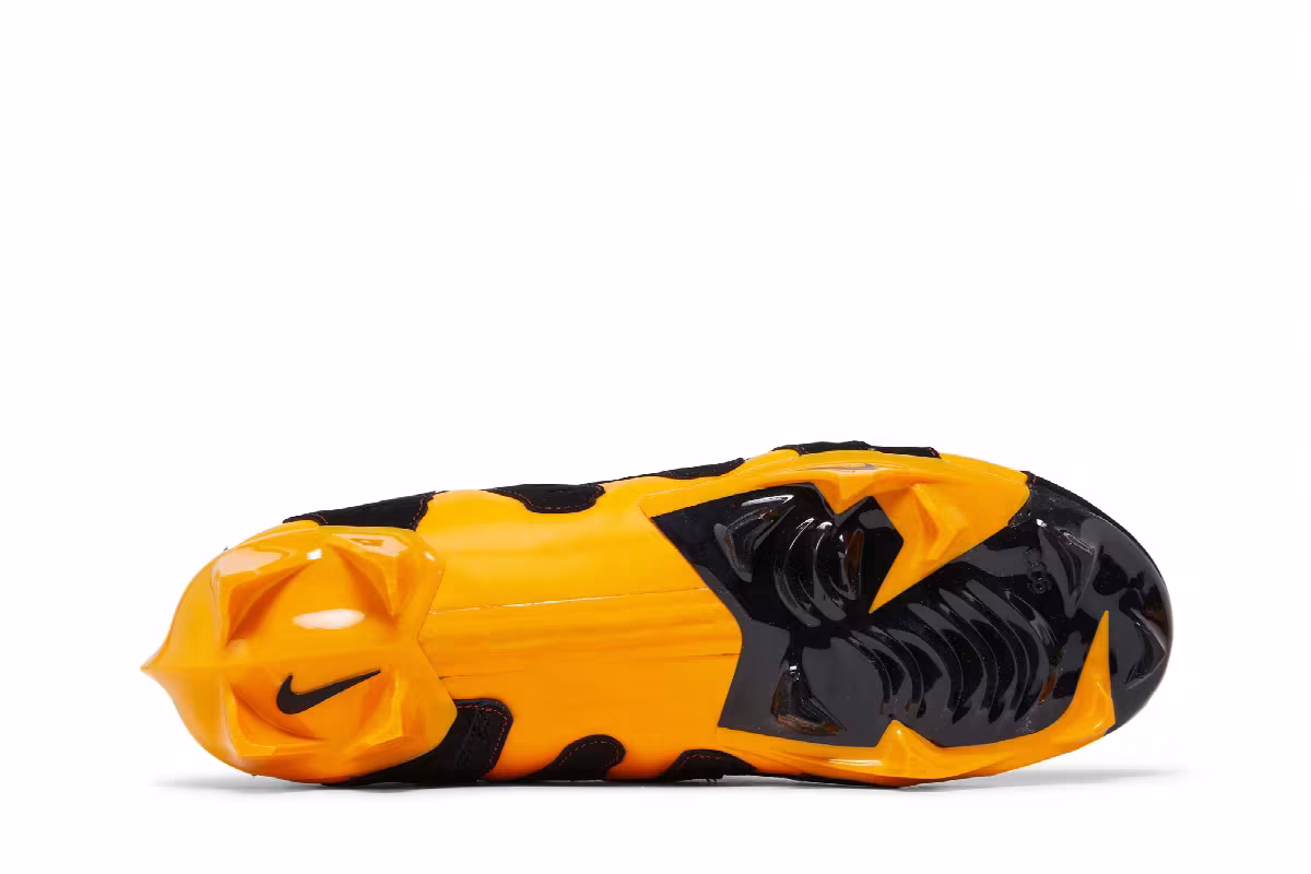 Kyler Murray x Nike Vapor Edge DT Black University Gold, view 5