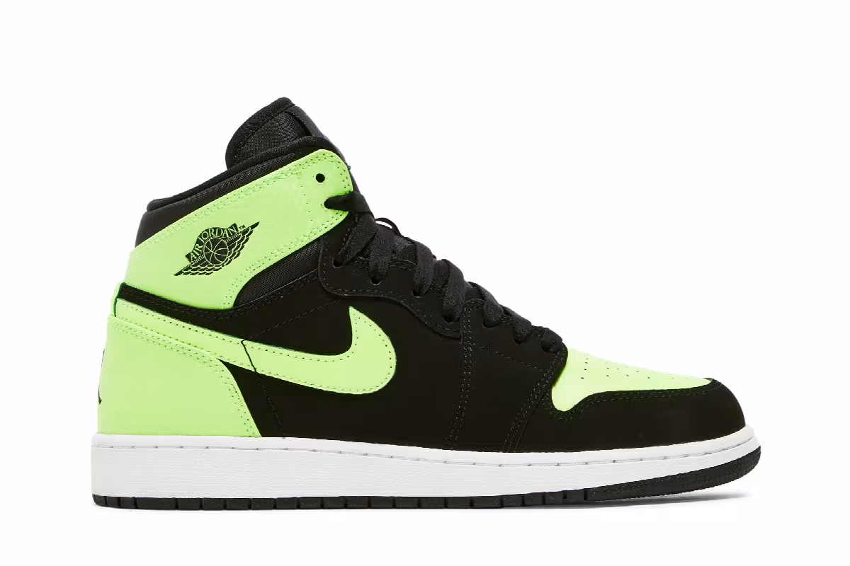 Air Jordan 1 High GG Ghost Green, view 2