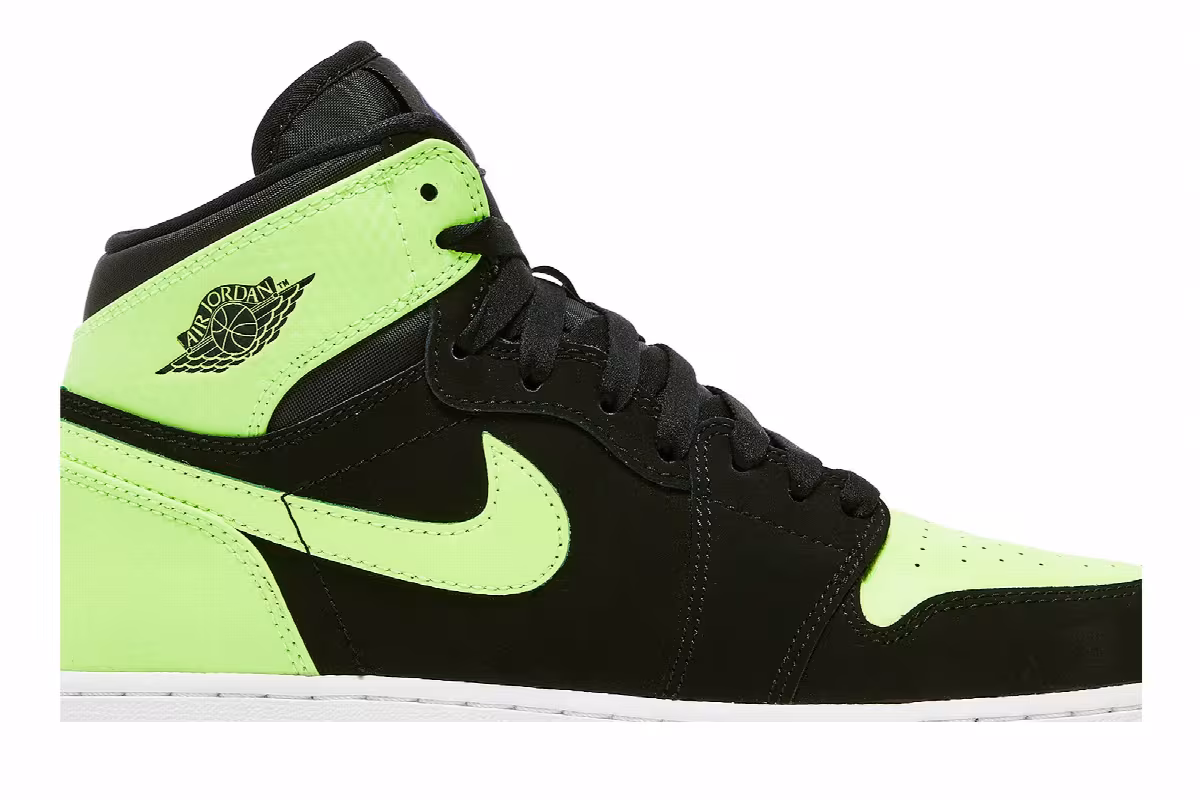 Air Jordan 1 High GG Ghost Green, view 3