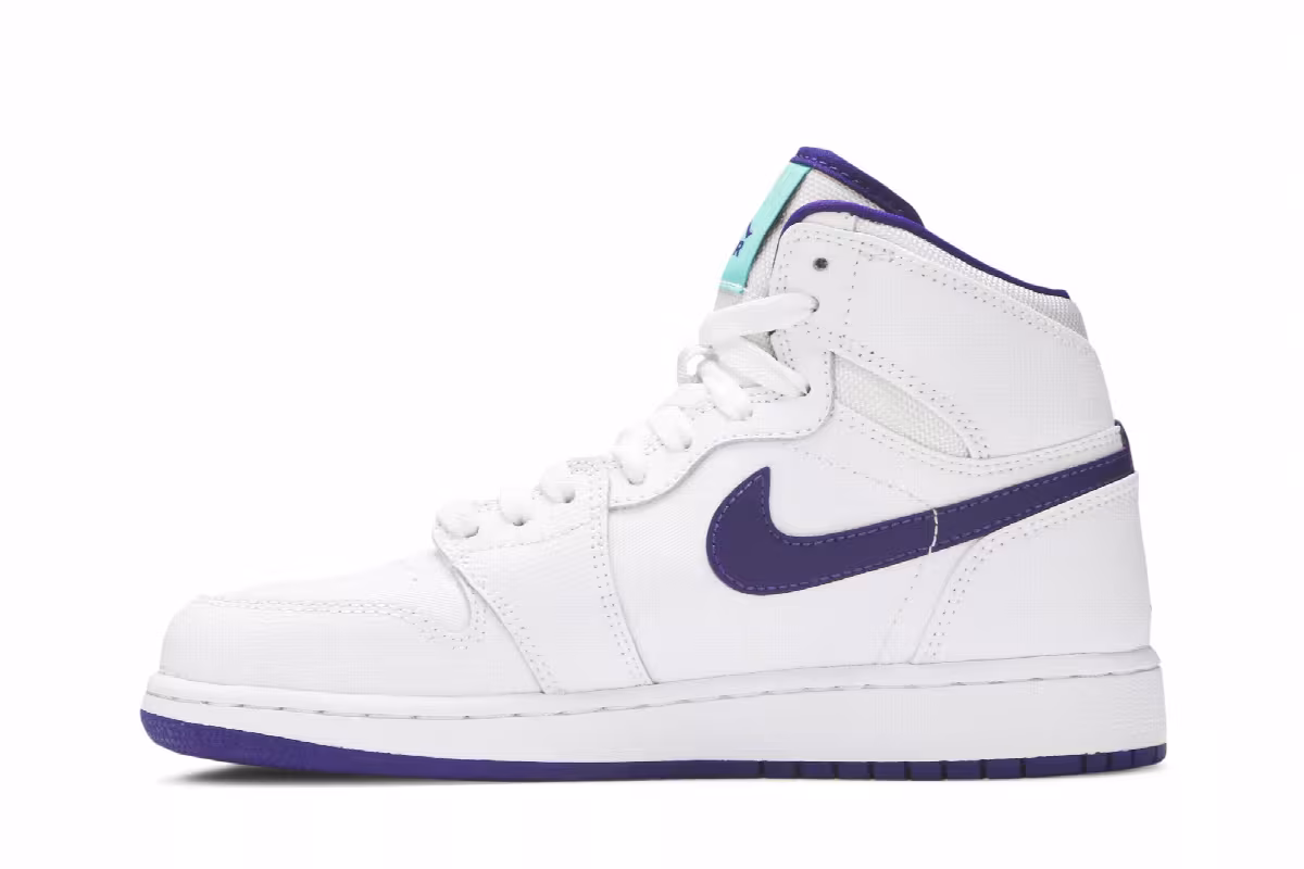 Air Jordan 1 High GG White Court Purple, view 4